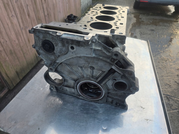 фото №6, Mini cooper f55 f56 1.6d n47c16a блок  двигуна r56
