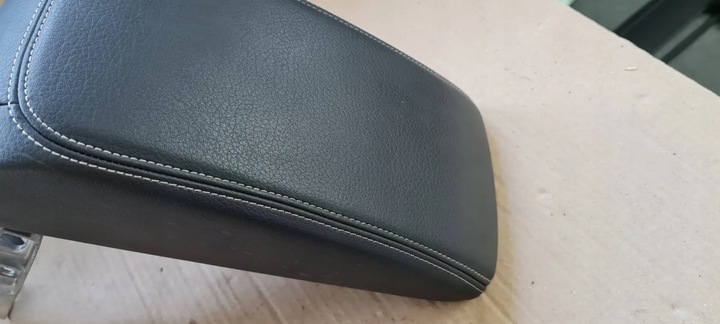 фото №11, S3 8v sedan a3 підлокітник шкіра шкіряний біла nić 8v0864283