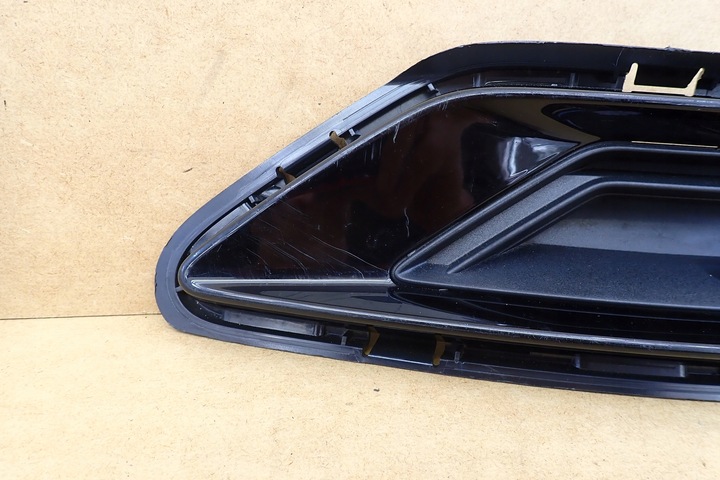 фото №9, Решітка заглушка бампера ліва зад задня audi q8 s line 4m8 4m8807319a