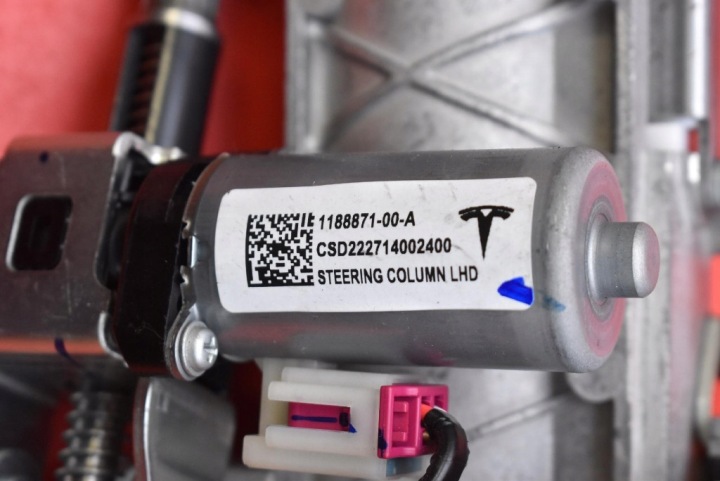 фото №12, Рульова колонка eu 1188871-00-a tesla модель y 60 kwh 299 km 20-