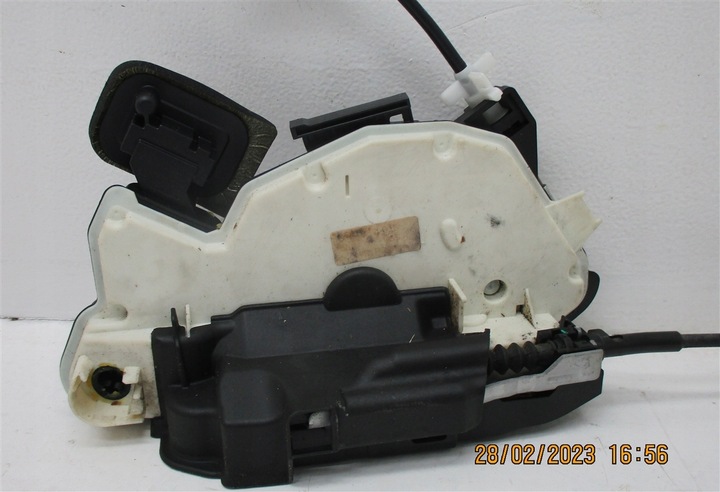 фото №6, Замок правый перед vw polo 6r sedan vento 6ru837016