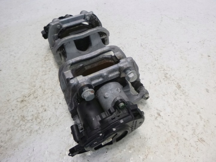 фото №9, Mercedes gle w167 супорт гальмівний затискачі зад p+l