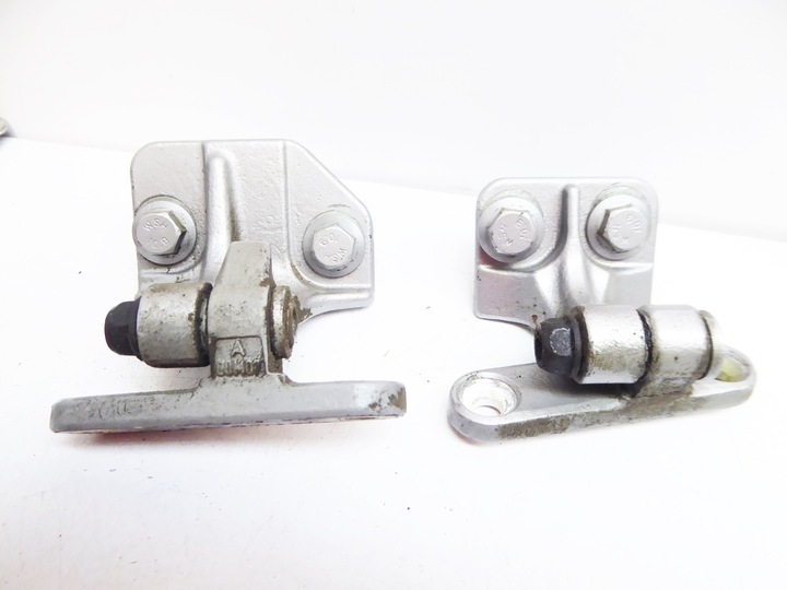 фото №1, A класс w168 петли дверь зад левый kpl 761