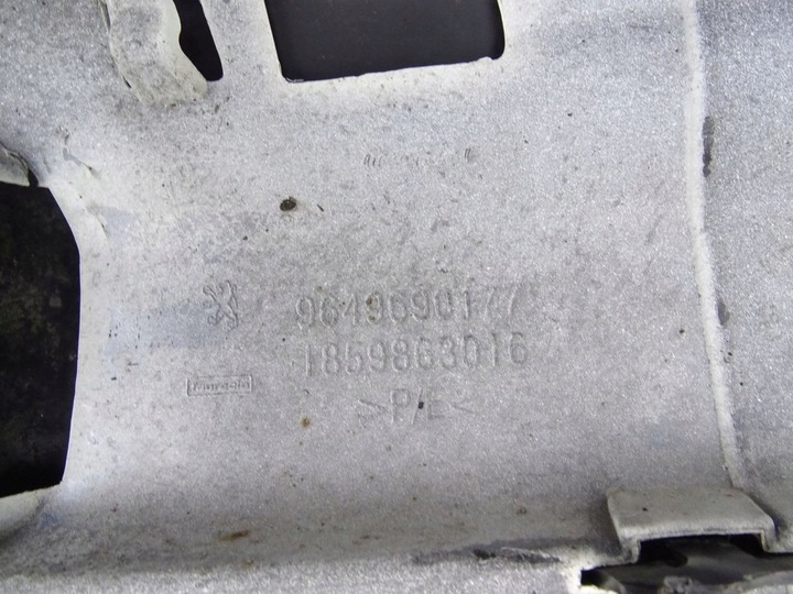 фото №11, Peugeot 207 09-12 рестайлинг hb 3d бампер зад задний