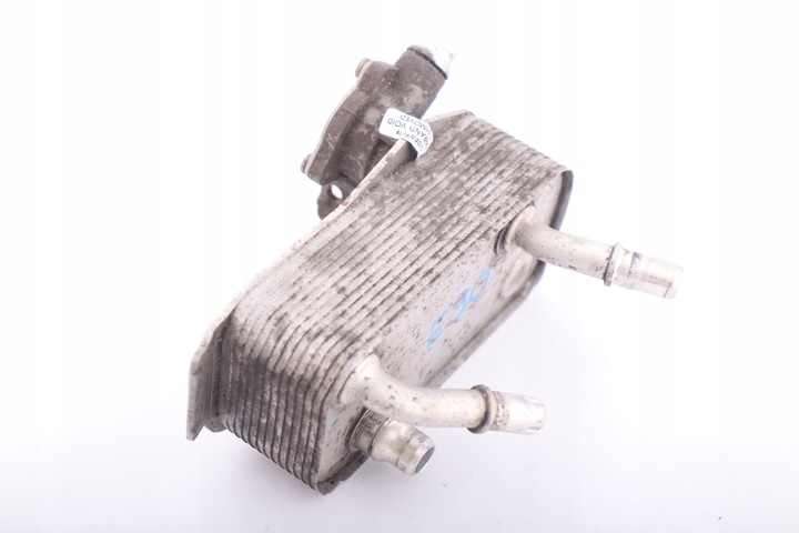 фото №10, Bmw e90 радиаторов радиатор коробки масла