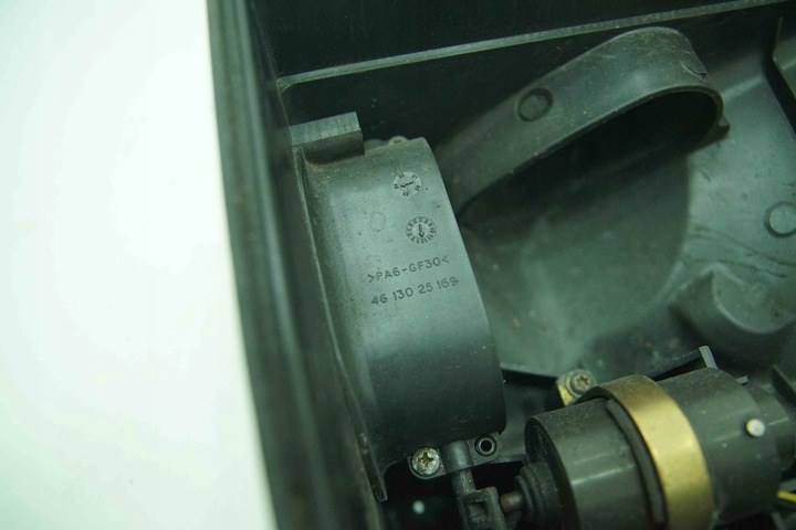 фото №10, Корпус фильтра воздуха расходомер jaguar xkr 4.2 x100 рестайлинг