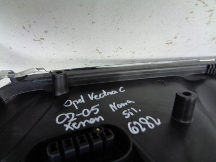 фото №6, Нова лампа права opel vectra c 02-05 ксенон
