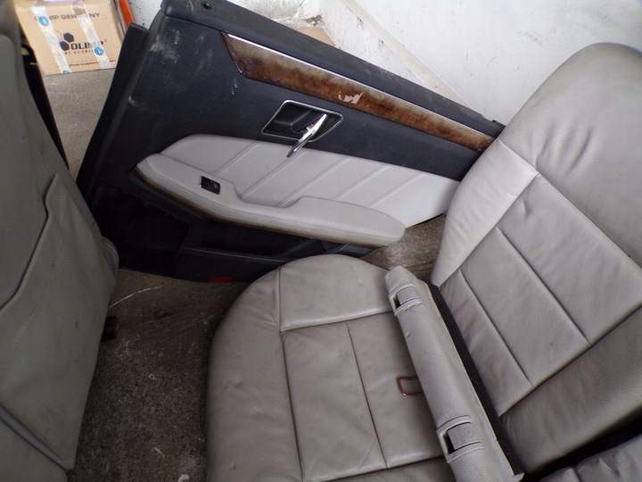 фото №15, Сидіння шкіряні шкіра комплект обшивки mercedes w212 універсал динамічний