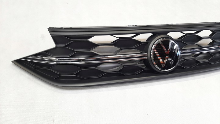 фото №1, Vw taigo решётка решётка радиатора 2g7853651g 2g7853651n эмблема логотип