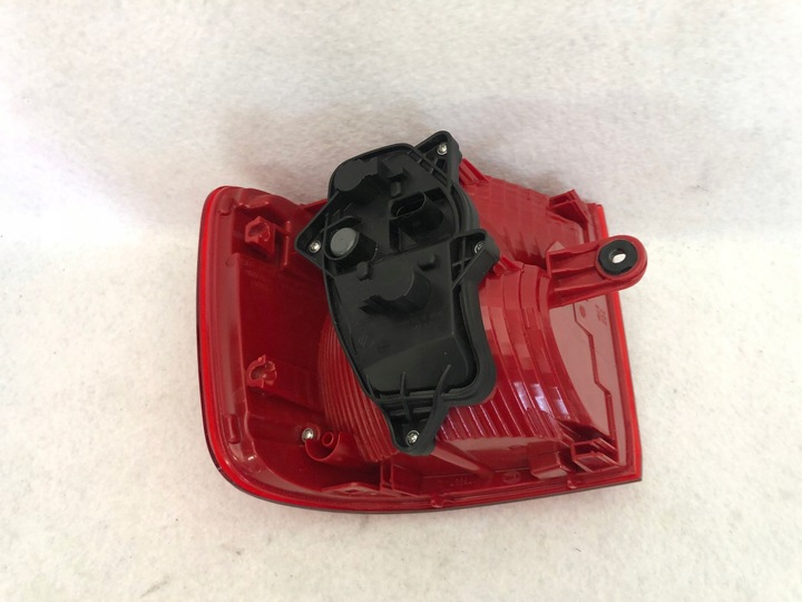 фото №3, Лампа левый зад vw touran минивэн 1t0945095r