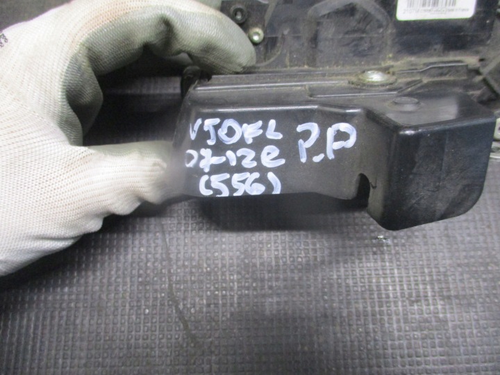 фото №5, Замок правое перед 30753664 volvo v50 i 07-12r.