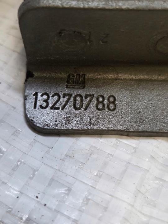 фото №6, Петля капота opel astra j iv ліве праве комплект z179 13270787 13270