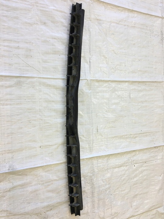 фото №15, Ползун крепление бампера vw passat b5 3b9807863b