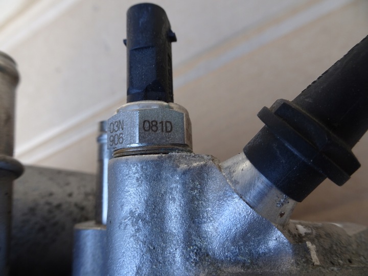 фото №8, Audi a4 b9 a5 q5 2.0 дросельна заслінка 04l128063t