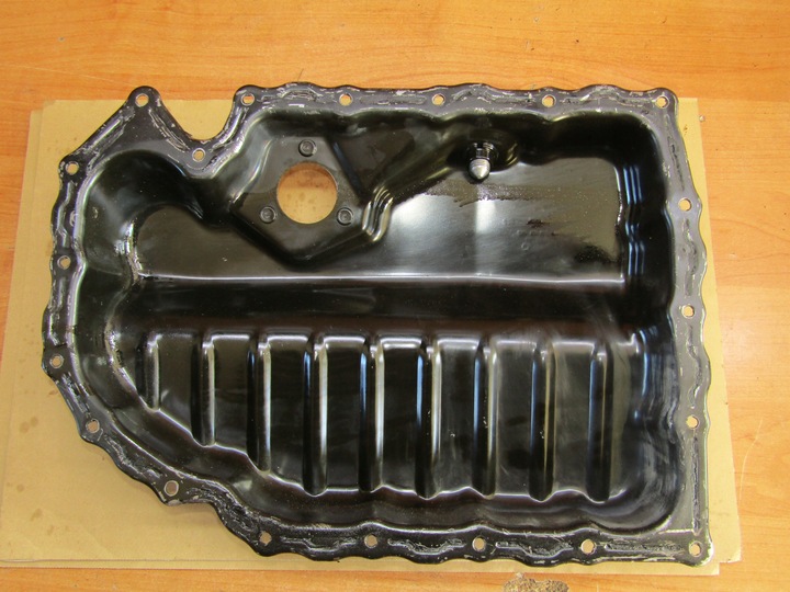 фото №2, Поддон масляная audi vw 1.8 2.0 tfsi 06j103600t