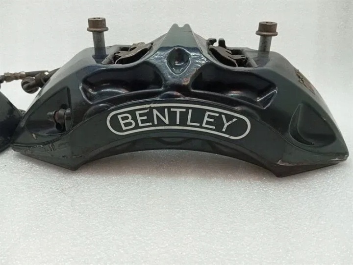 фото №8, Bentley bentayga 36a mk2 тормозной суппорт 4m0615107aq