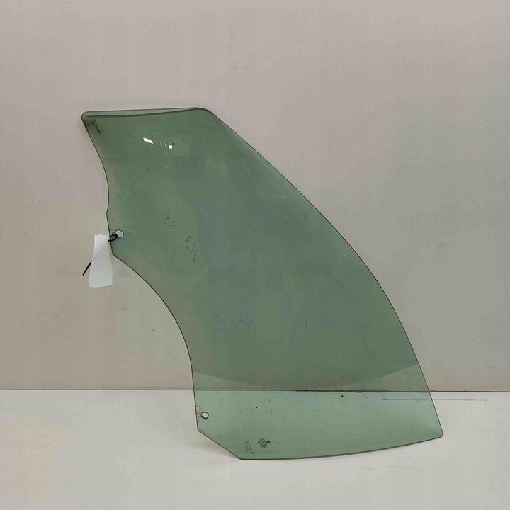 фото №2, Стекло левых передних дверь skoda octavia iii combi 5e5 5e0845201a