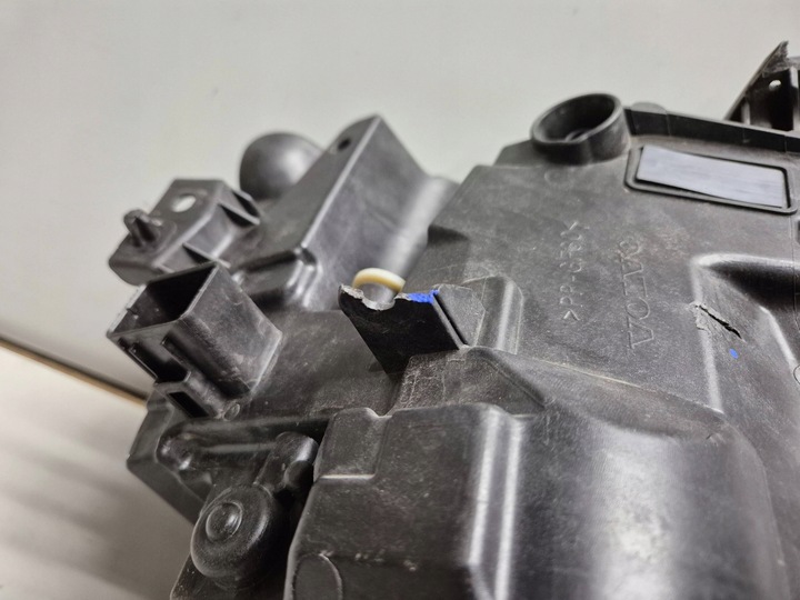 фото №9, Лампа права передня перед пошкоджена volvo xc60 ii led 31656616