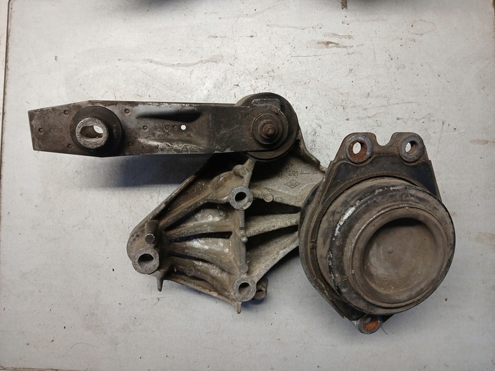 фото №1, Кронштейн лапи подушка двигателя espace iv 1.9 dci