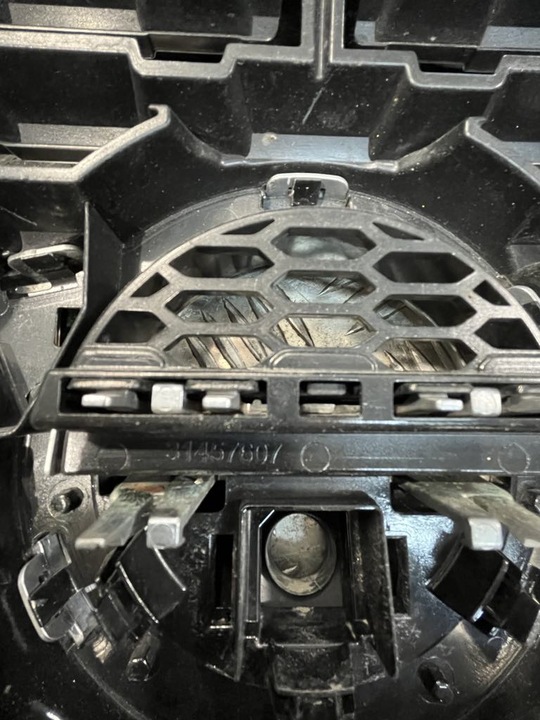 фото №4, Решётка радиатора решётка радиатора volvo xc60 ii 2 r-design