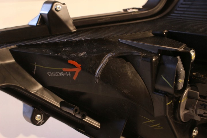 фото №7, Лампа левый перед space star ii рестайлинг 19- европа