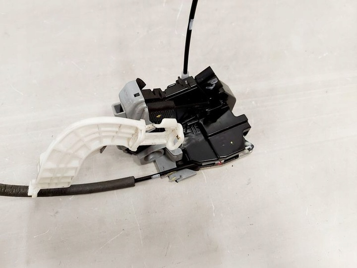 фото №8, Kia carens 4 iv замок дверь правые зад задний 6 pin 81420-a4020