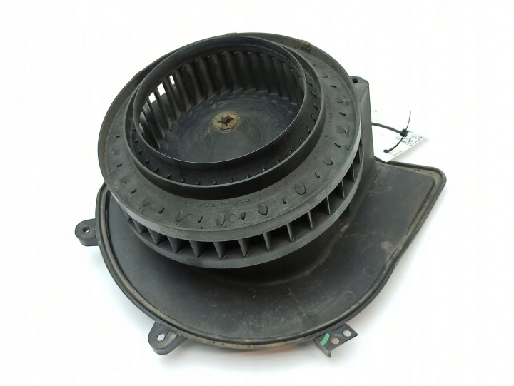 фото №12, Подача воздуха воздуховод cadillac sts seville 04142280