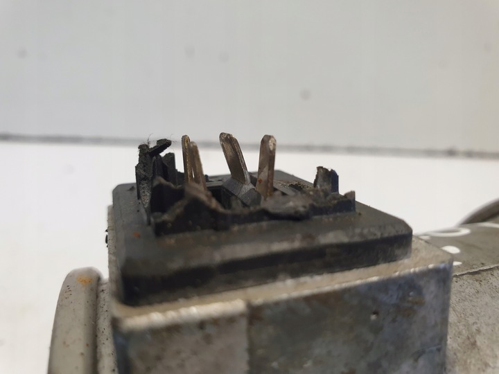 фото №10, Volvo s60 ii 2.0 t turbo насос воды 31368715 оригинал