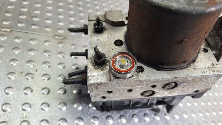 фото №6, Насос блок управления abs a0004466689 0265950094 mercedes vito w639