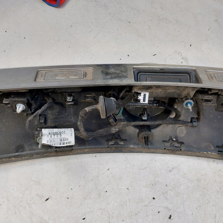 фото №8, Opel insignia универсал рестайлинг планка накладка na крышка багажника