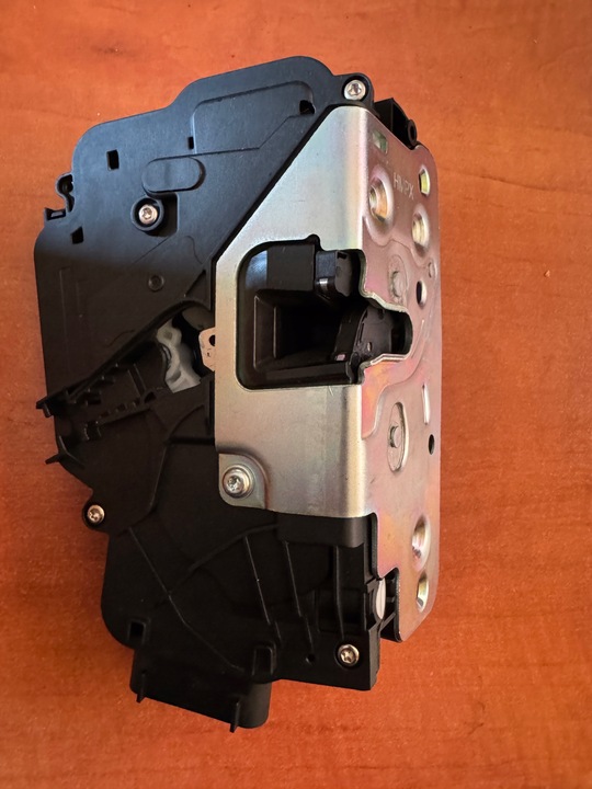 фото №3, Замок двері rozsuwanych правих transit mk8/custom