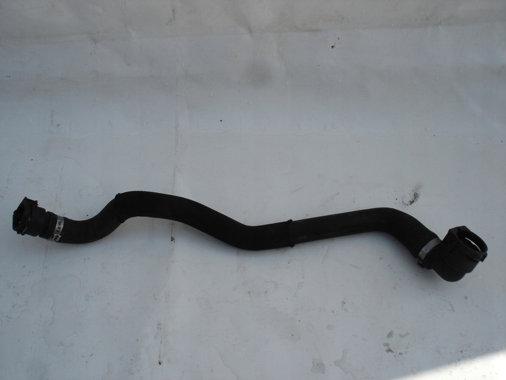 фото №1, Jaguar f-pace 2.0 d шланг труба воды