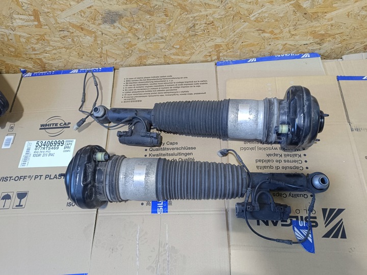 фото №2, Амортизатор пневматический 2wd левый зад bmw g11 g12