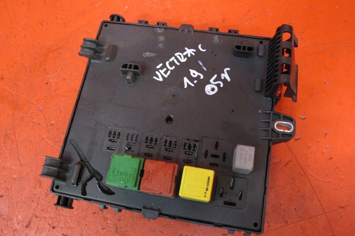 фото №3, Opel vectra c signum коробка запобіжників модуль фаркоп 13189926 532155009
