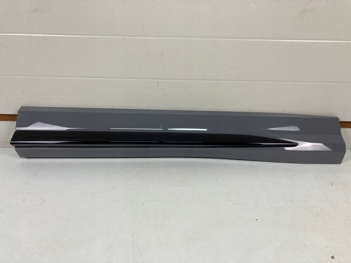 фото №1, Планка дверь правая задняя audi q3 83a