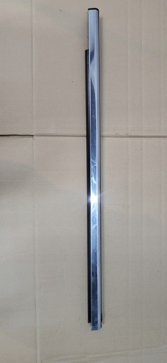 фото №1, Jeep grand cherokee wk планка дверь правые перед