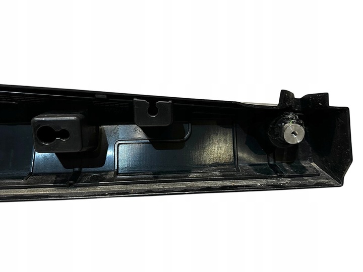 фото №6, Ferrari purosangue накладка планка панель дверь зад rh 879383