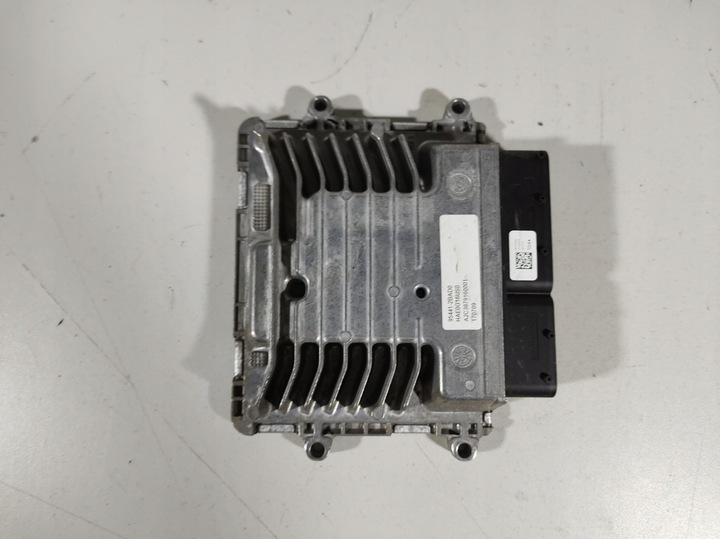 фото №5, Hyundai ioniq 1.6 hyb 17r- компьютер двигателя 95441-2bad0