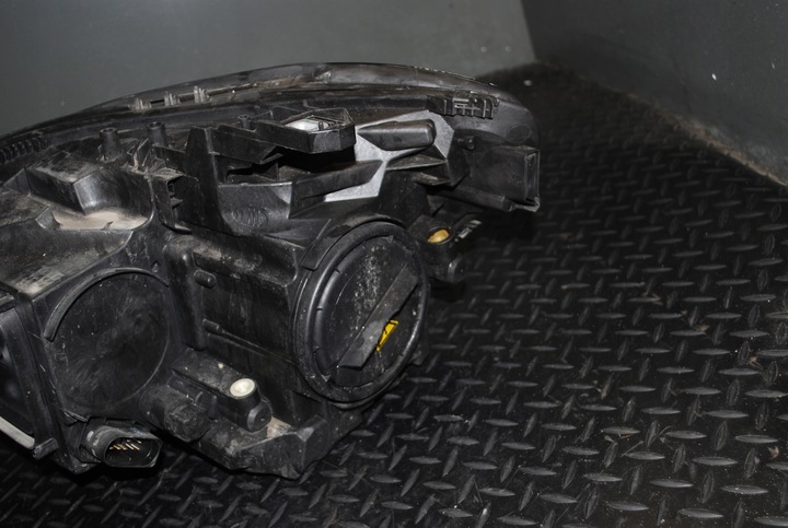 фото №12, Лампа права bi ксенон mercedes benz a1178201661