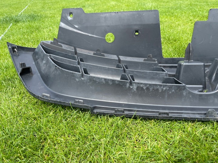 фото №14, Dacia доккер 2012- решітка решітка радіатора 623108367r