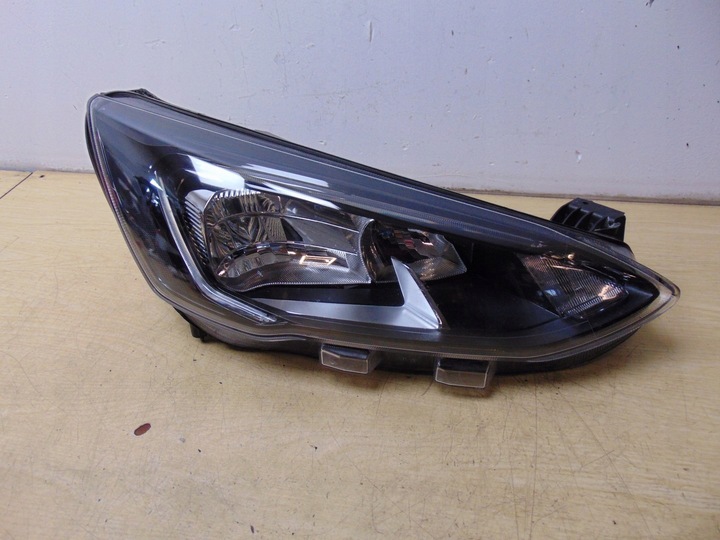 фото №1, Лампа права перед ford focus mk4 led європа