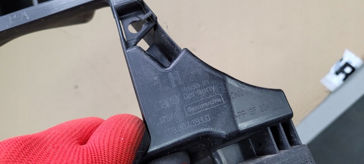 фото №16, Ковзун направляюча кріплення бампера audi a6 c7 fl