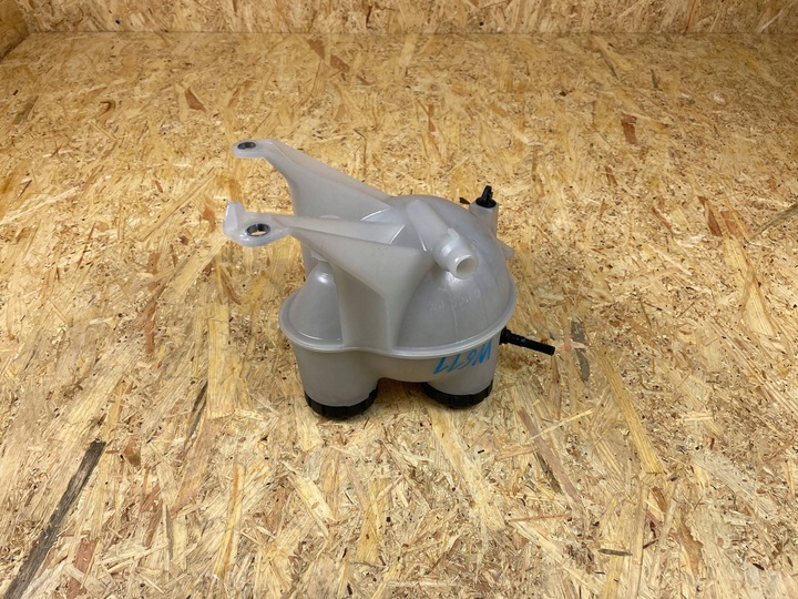 фото №7, Бак бачок розширювальний mercedes eqa eqb x243 w243 a2435004100