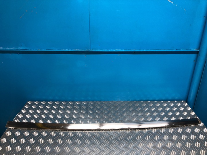 фото №1, Mercedes w210 планка бампера хром средняя 95-