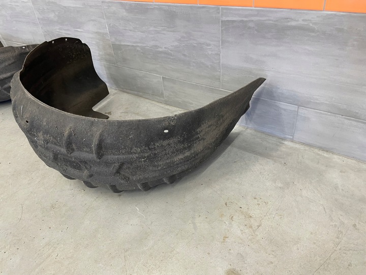 фото №5, Подкрылок левый правые зад q3 83a оригинал