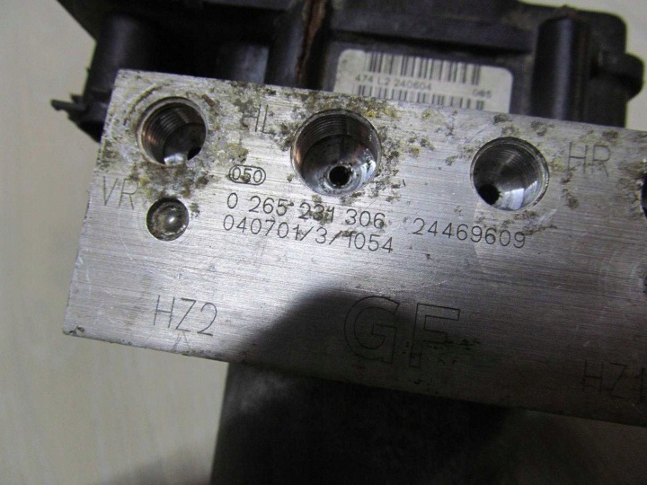 фото №6, Opel corsa c 00-06 головний гальмівний циліндр abs 0265800303 0265231306 0265800770