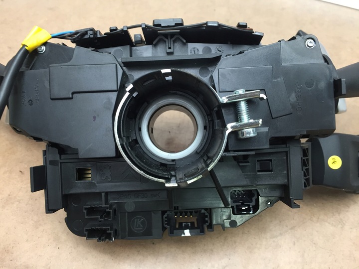 фото №7, Citroen ds7 підкермові важелі перемикач комбінований стрічка