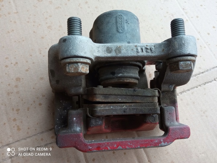 фото №1, Супорт гальмівний праві зад dodge charger 3.6 2015