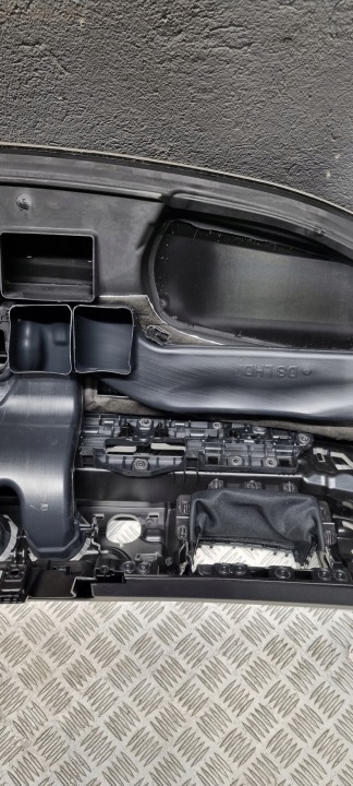 фото №10, Mercedes w177 a-klasa торпедо консоль динамік centrlany оригінал біла nić