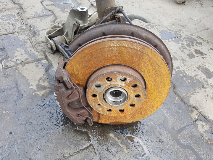 фото №2, Golf 5 v 2.0 tdi амортизатор поворотна опора ліва перед